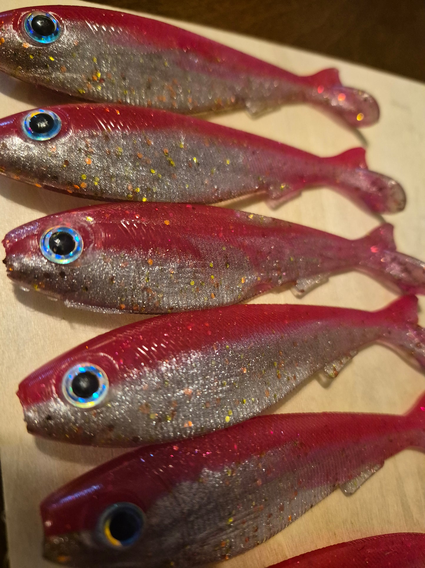 THE General 4.3 SWIMBAIT CHERRY SHINER