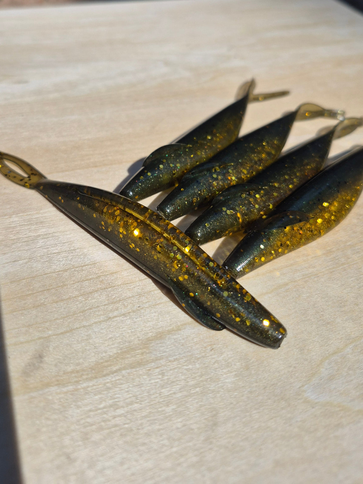 The YAKUZA WING 5 Golden Arkansas Shiner