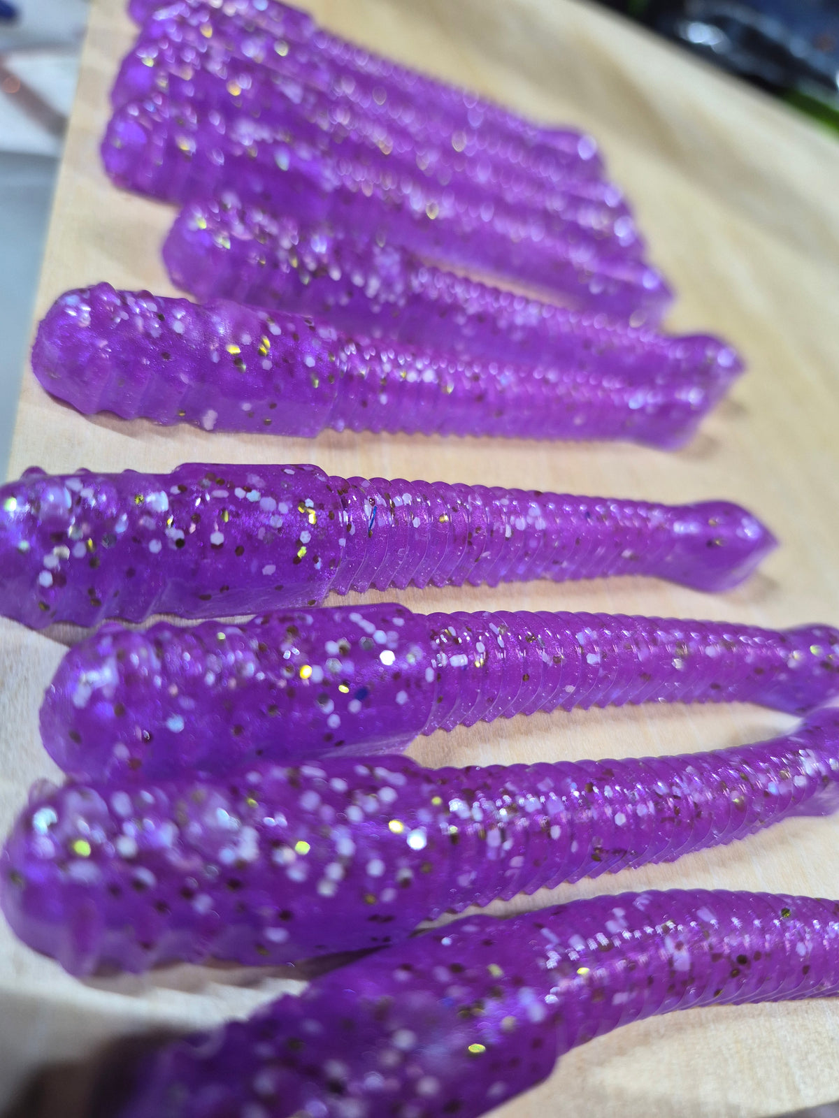 THE 3.75 HAMMER WORM PEARL VIOLET 10PK
