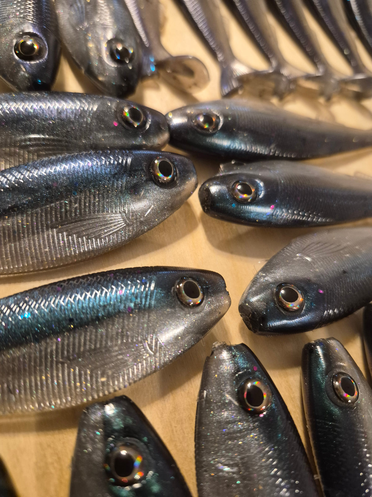 The General 4.3 SWIMBAIT ACID RAIN hypershift