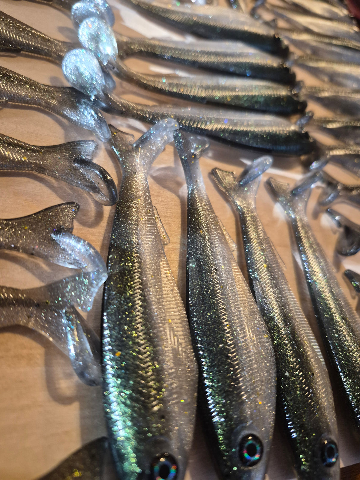 THE General 4.3 SWIMBAIT TOXIC SILVER