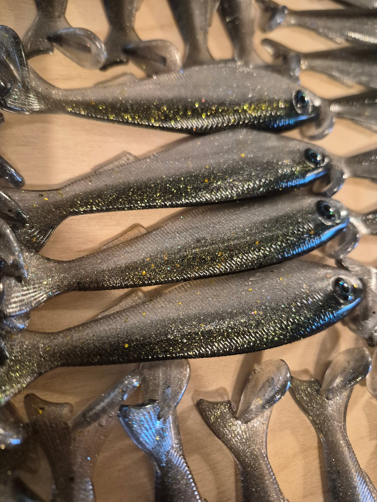 THE General 4.3 SWIMBAIT TOXIC SILVER