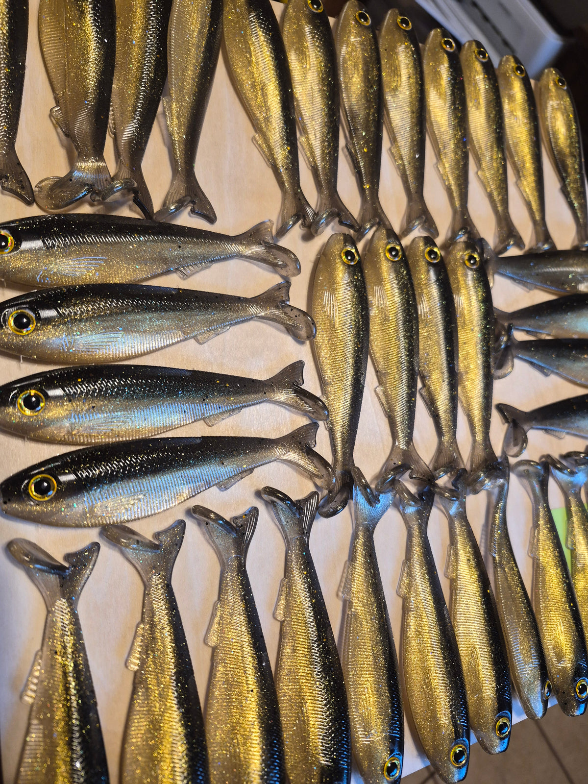 THE General 4.3 SWIMBAIT OIL SLICK
