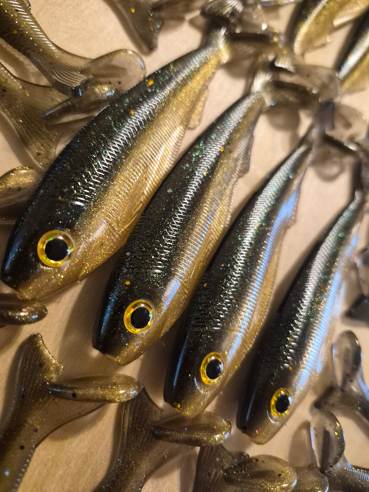 THE General 4.3 SWIMBAIT OIL SLICK