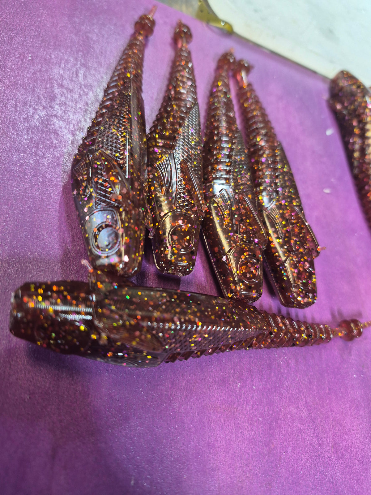 THE DOUBLE CROSS 5.25 " 5pk TIM'S COLA CANDY winged hover.