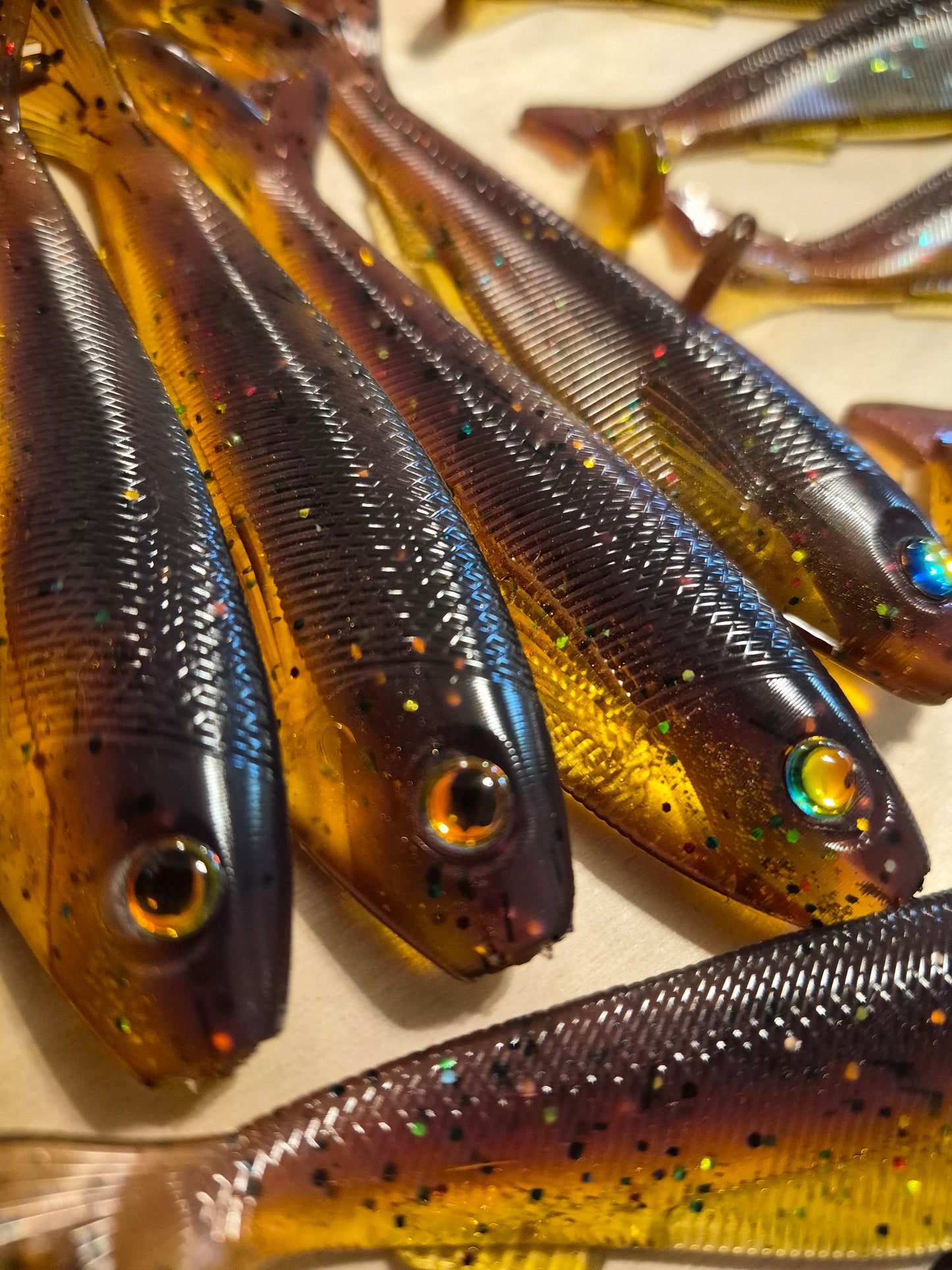 THE GENERAL 4.3 SWIMBAIT  Golden oil shad