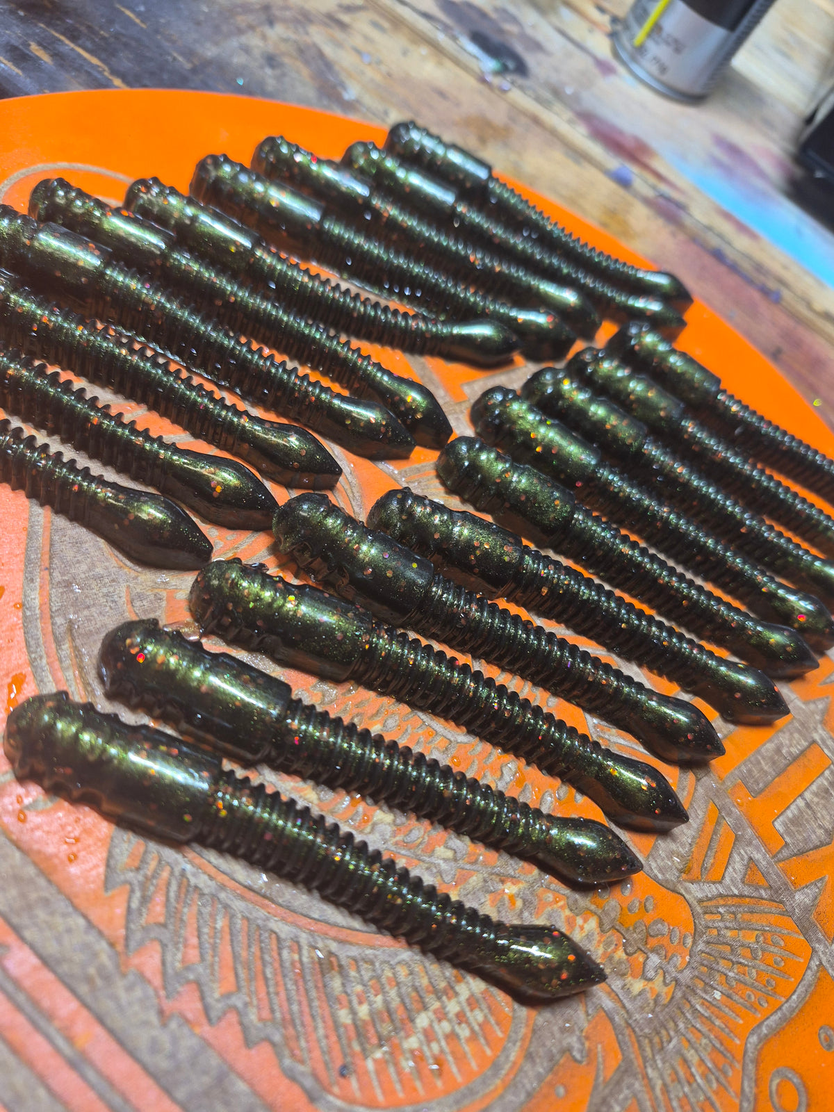 THE 3.75 HAMMER WORM ATOMIC CRAW 10PK