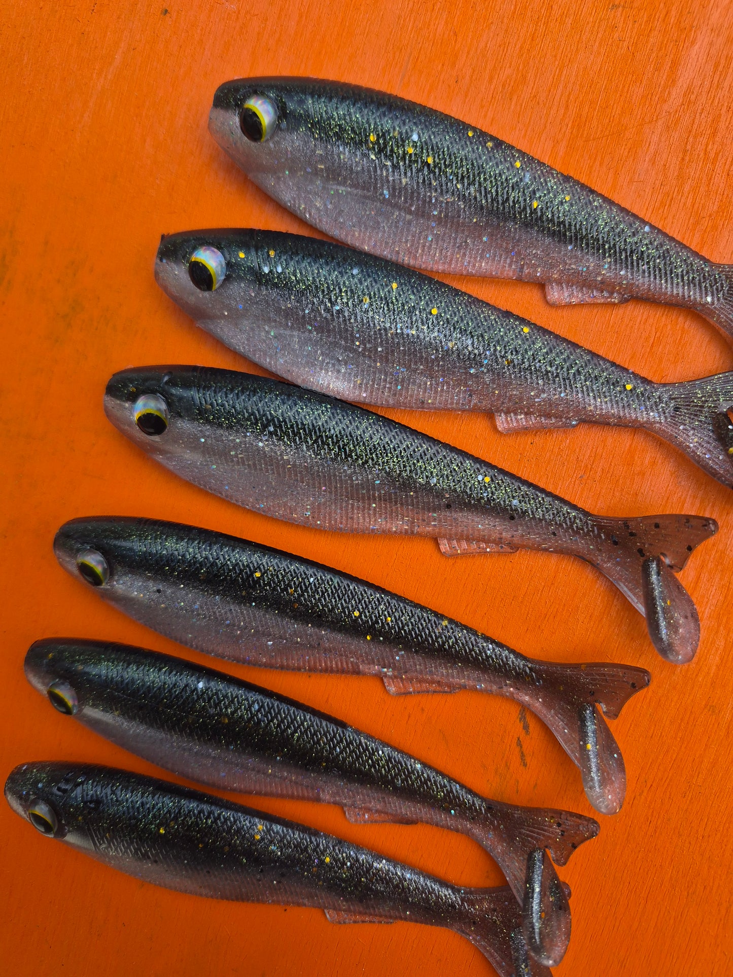 THE General 4.3 SWIMBAIT TOXIC SILVER