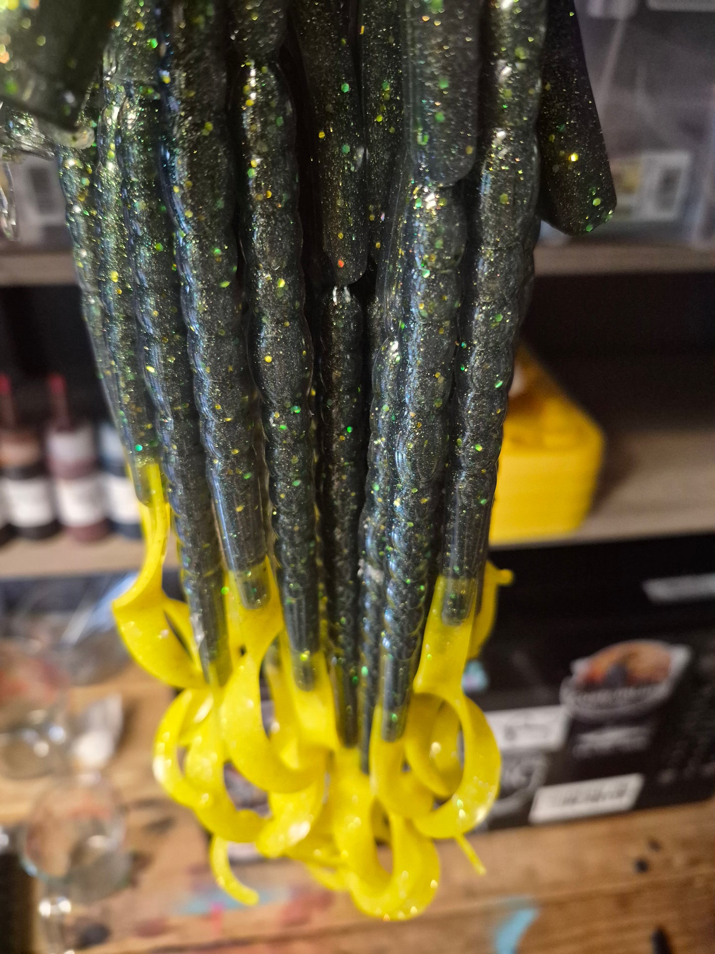 THE LEGEND 10" Ribbon worm YELLOW BASS