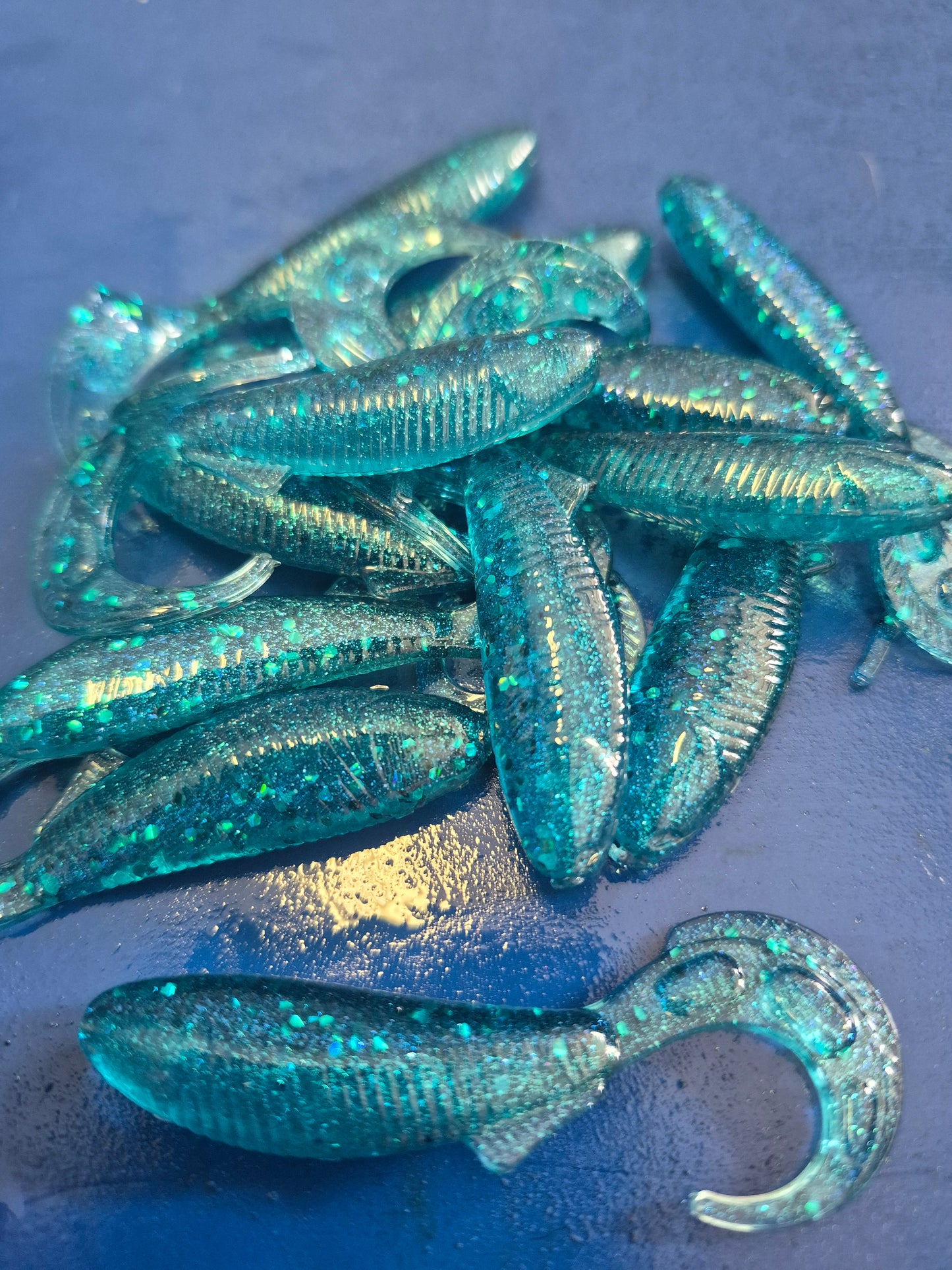3.1 " REAPER TAIL Small trophy hunters BLUE ICE 12pk