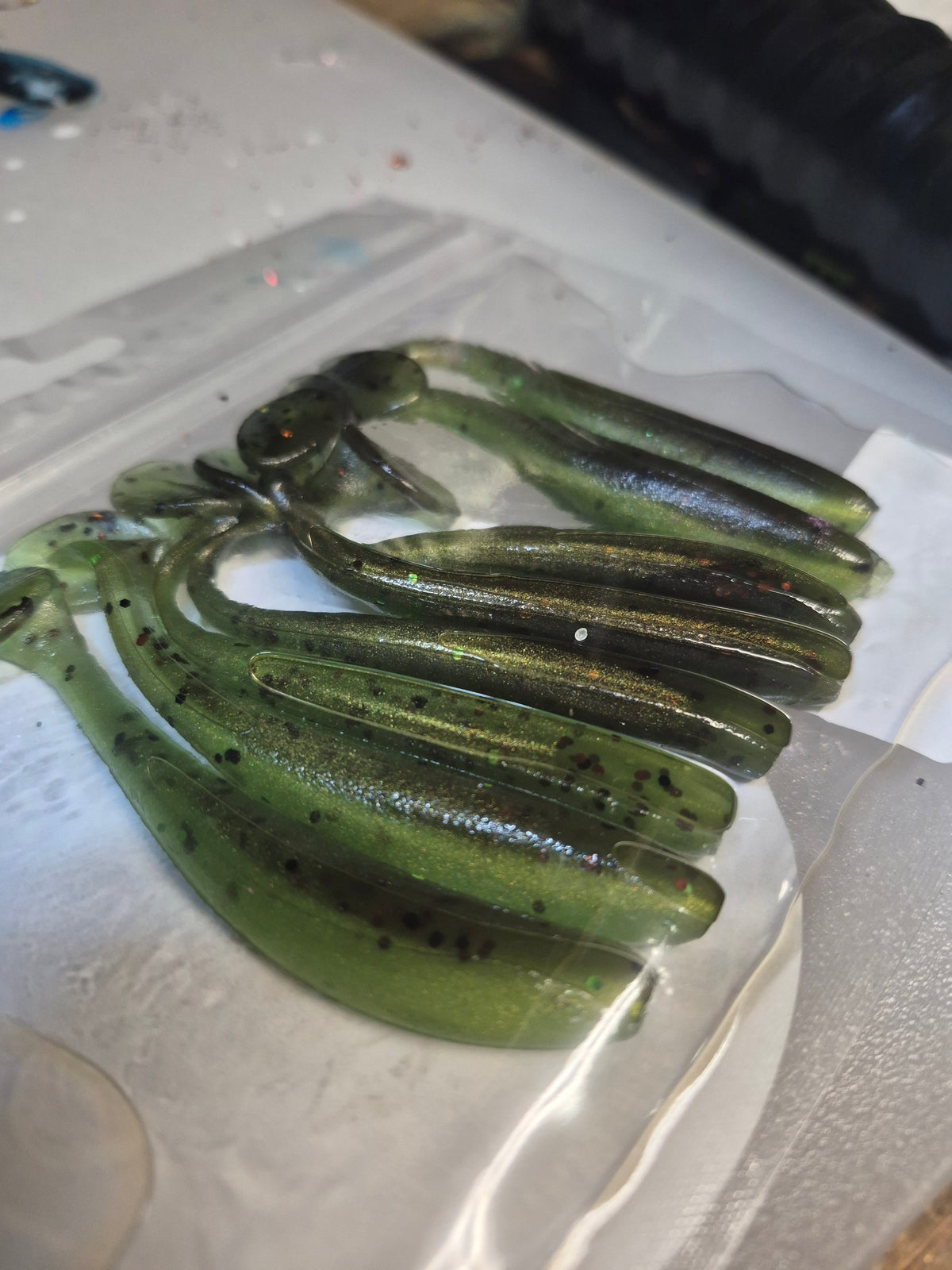 THE UNDERBOSS 3.5 " Paddle tail swim bait