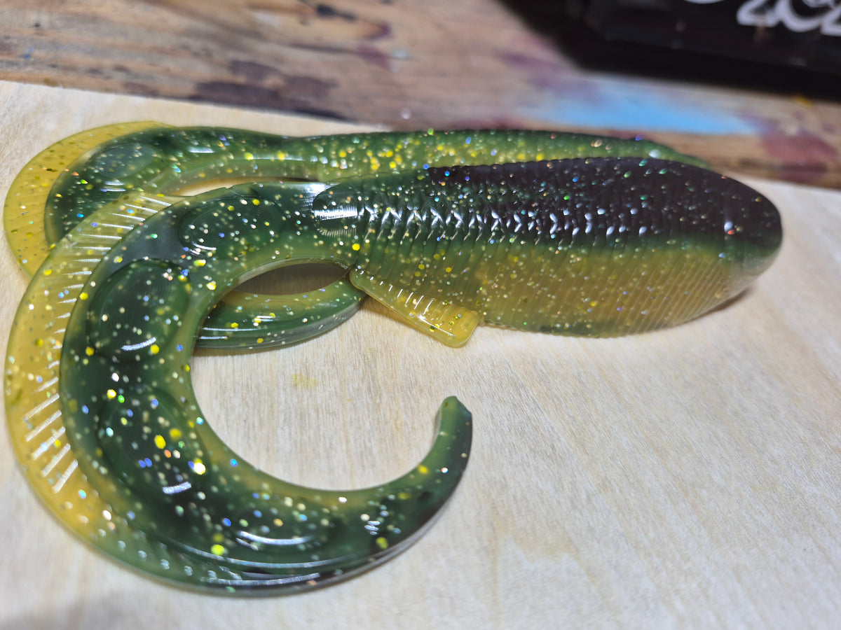 7.6" REAPER TAIL 2PK BLUE CRAW BASS