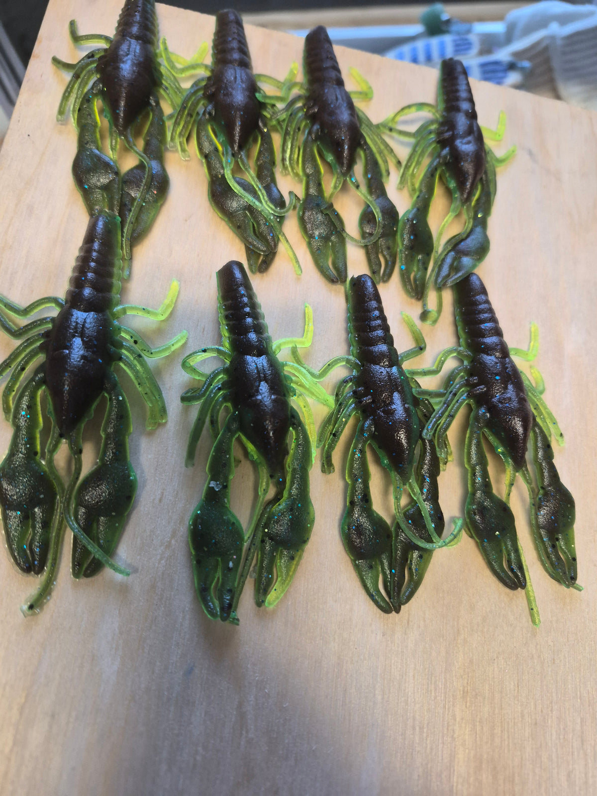 The Capo 3.5" Crawfish 8pk RADIOACTIVE CRAW