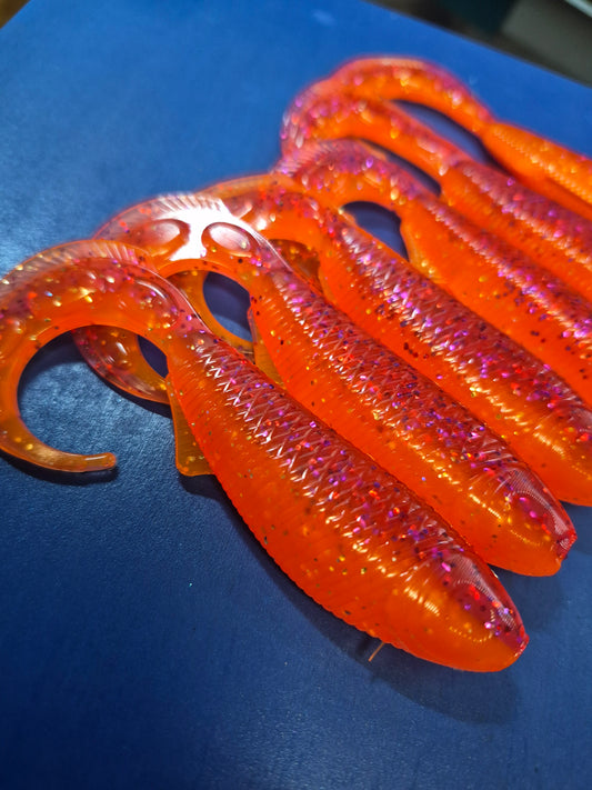 5.4" REAPER TAIL w/ belly hook recess. TIGERS EYE