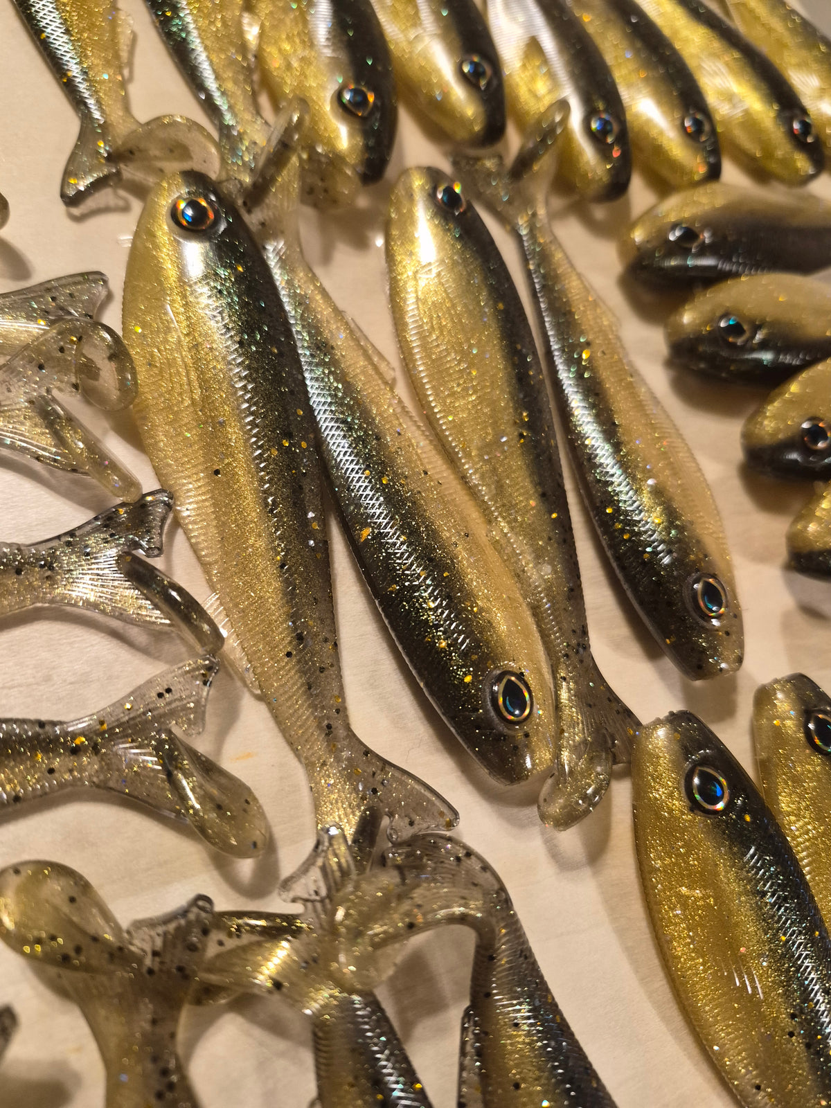 THE General 4.3 SWIMBAIT  OIL SLICK