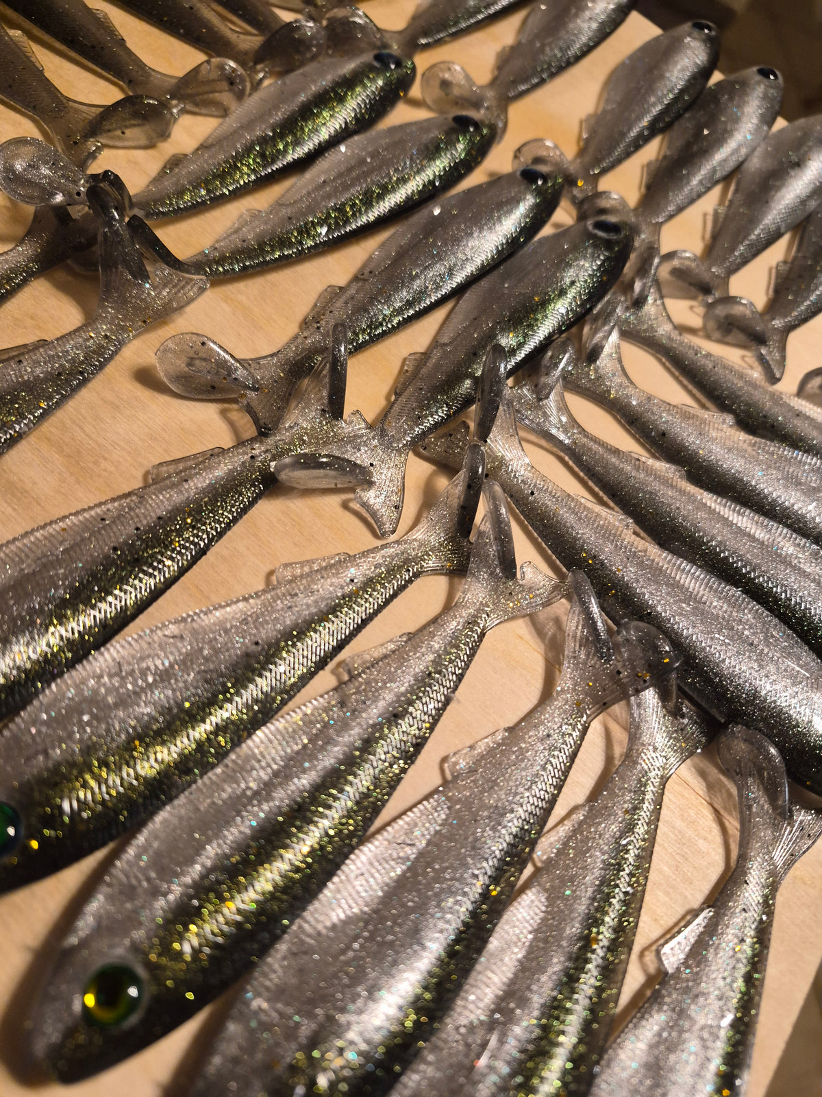 THE General 4.3 SWIMBAIT TOXIC SILVER