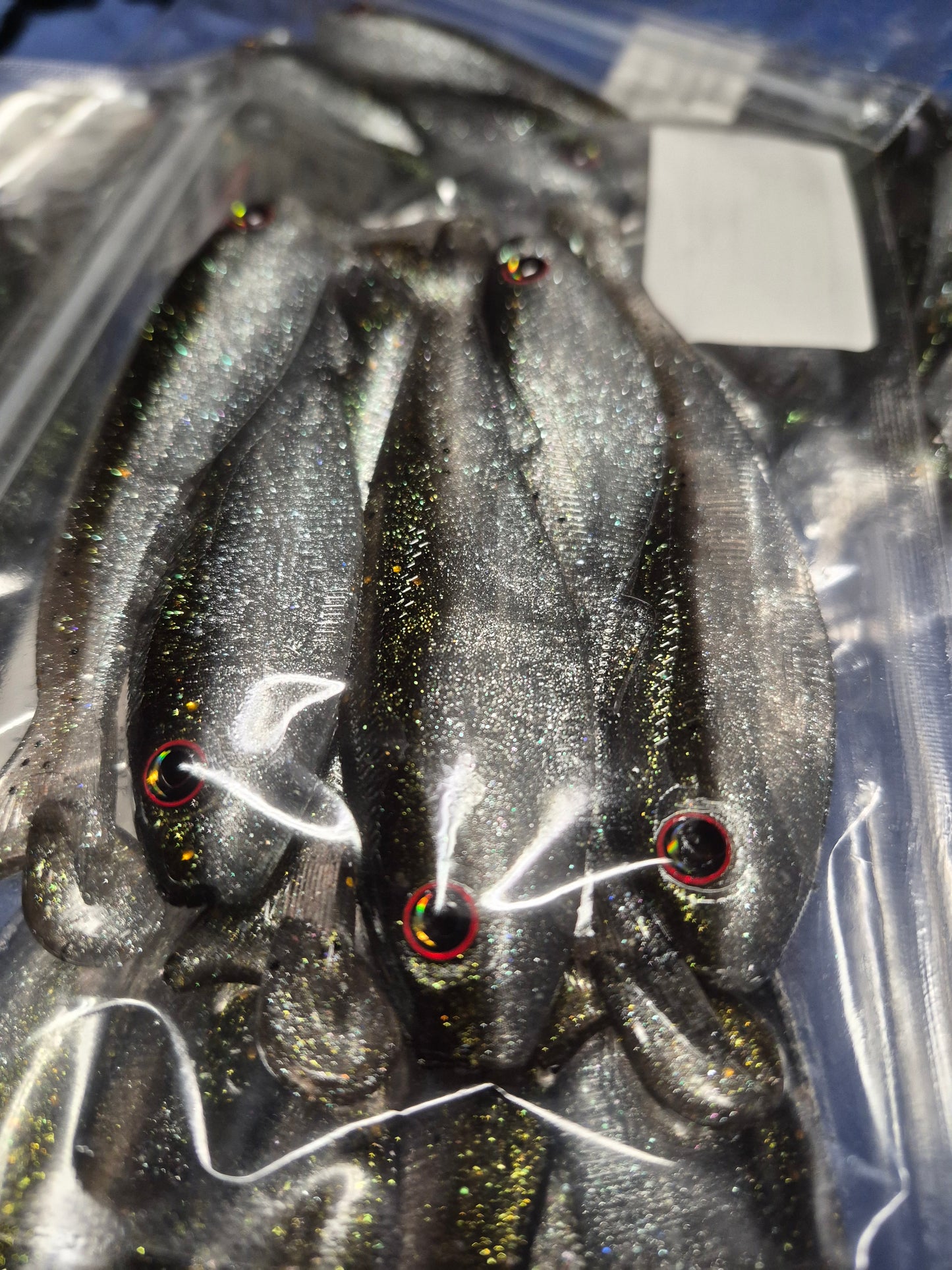 The General 4.3 SWIMBAIT colorshifting TOXIC SILVER