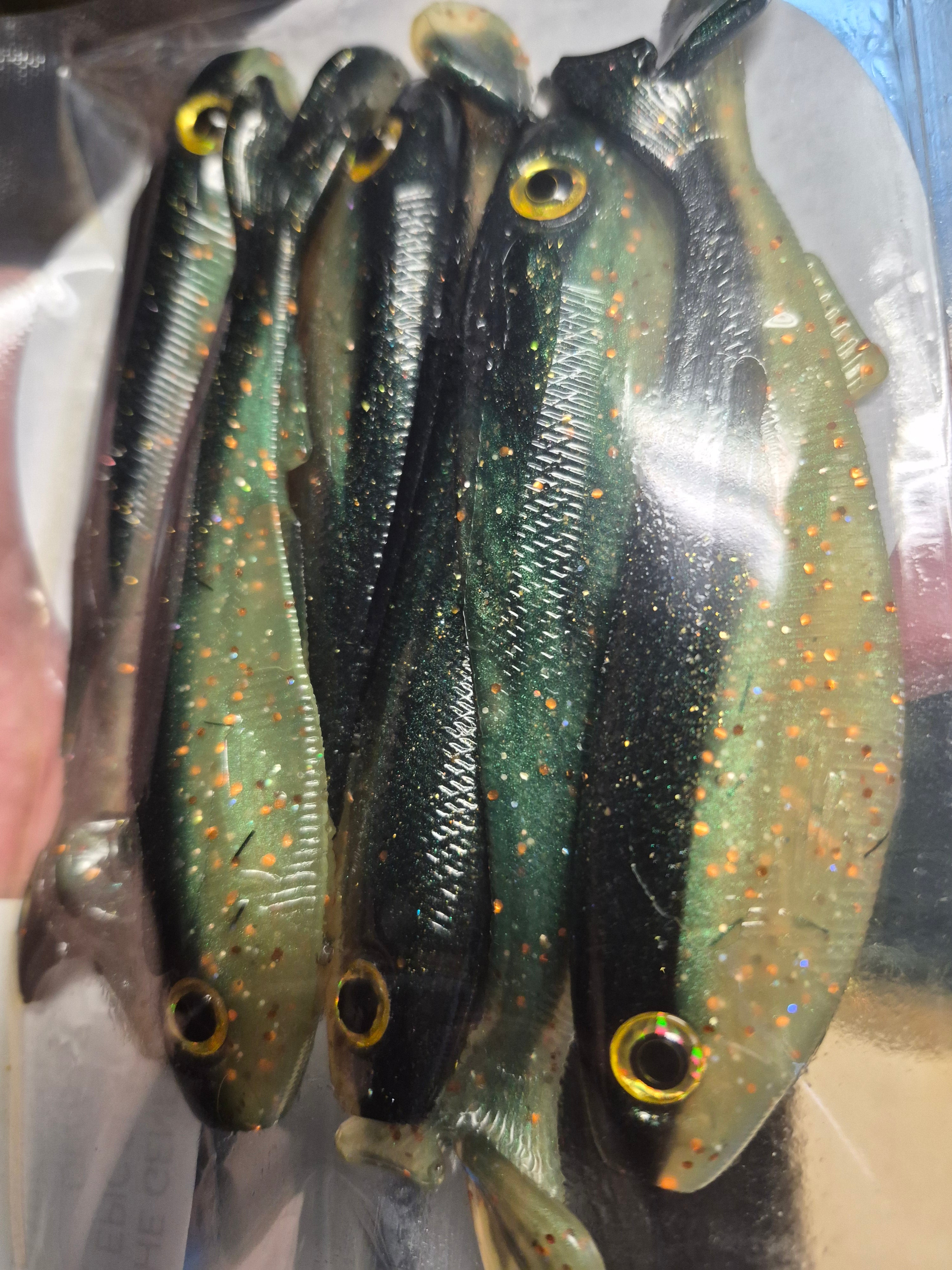 THE GENERAL 4.3 SWIMBAIT with hook recesses DARK AMBER