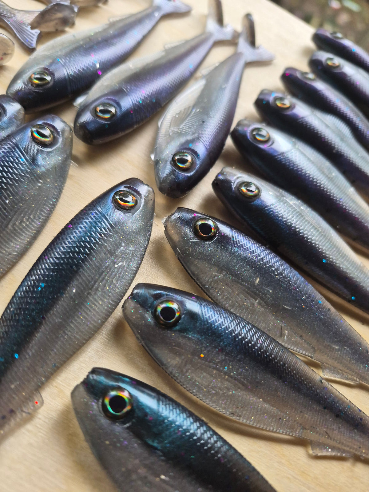 The General 4.3 SWIMBAIT ACID RAIN hypershift