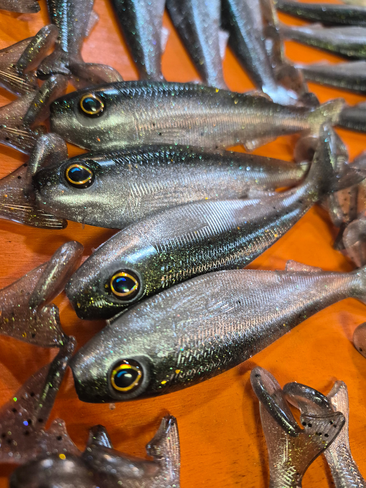 THE General 4.3 SWIMBAIT TOXIC SILVER