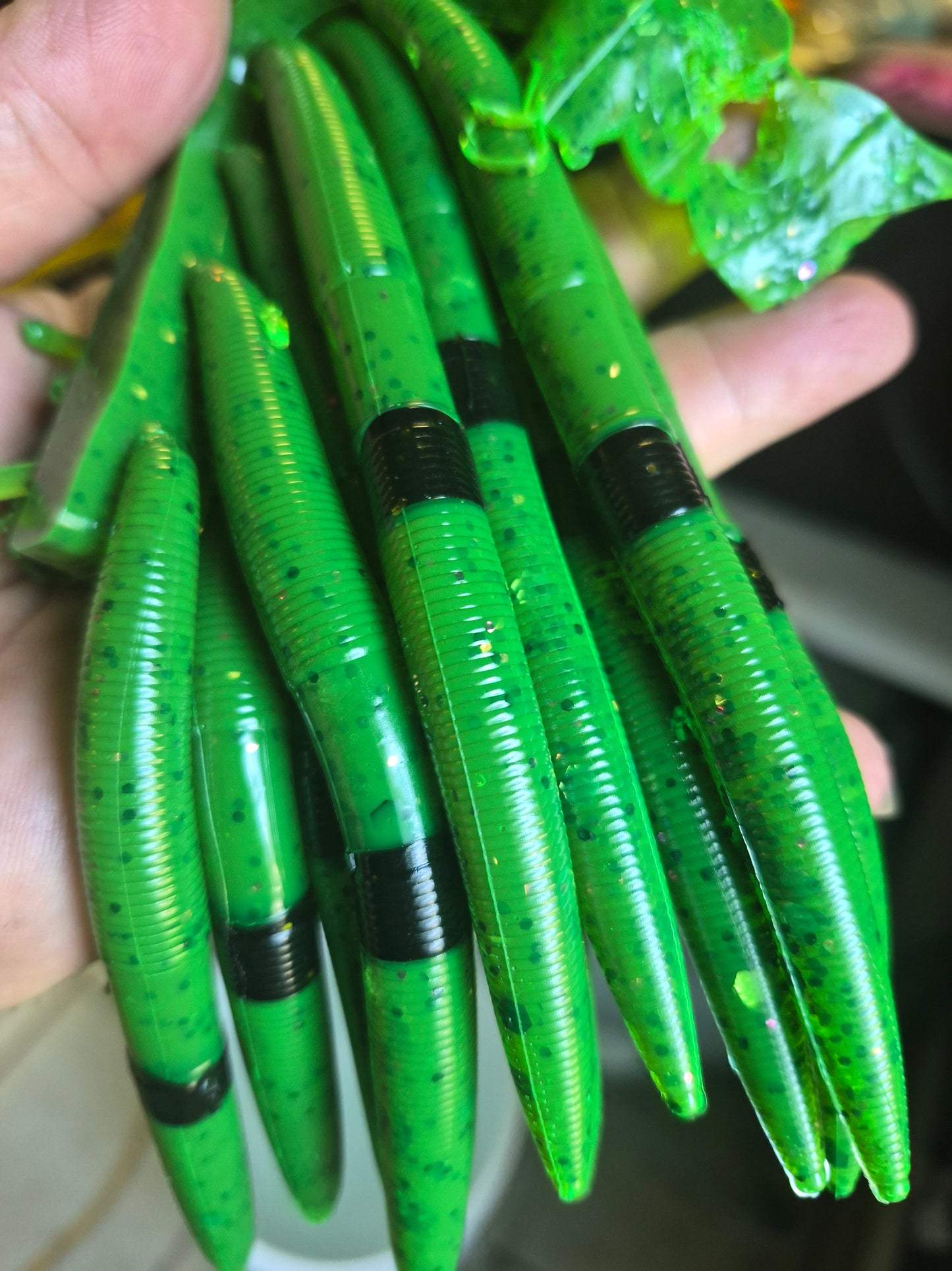 THE ENFORCER 5"stick bait with reinforced hook sleeve PEPPER CHARTREUSE 2.0