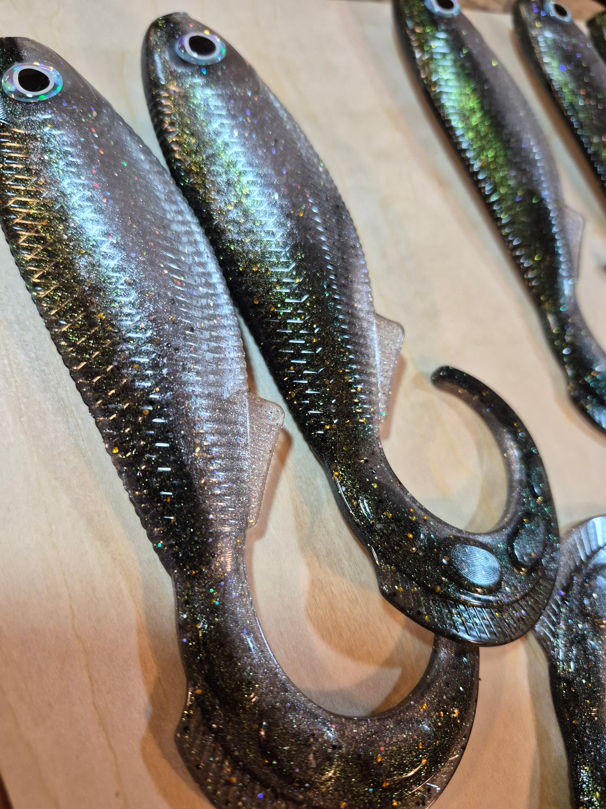 7.6" REAPER TAIL 2PK TOXIC SILVER