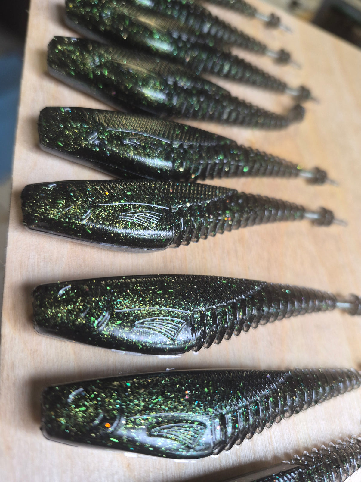 THE MARK 4.25 OIL SLICK 6PK