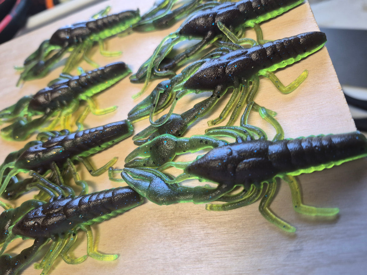 The Capo 3.5" Crawfish 8pk RADIOACTIVE CRAW
