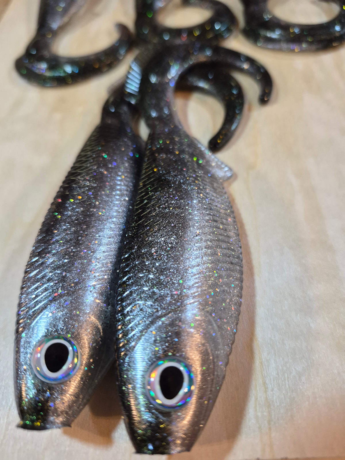 7.6" REAPER TAIL 2PK TOXIC SILVER